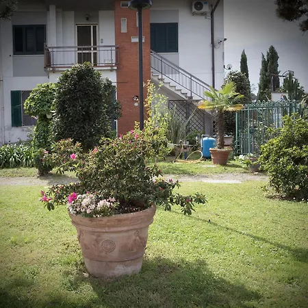 Casa Flo' Prázdninový dům Marina Di Carrara