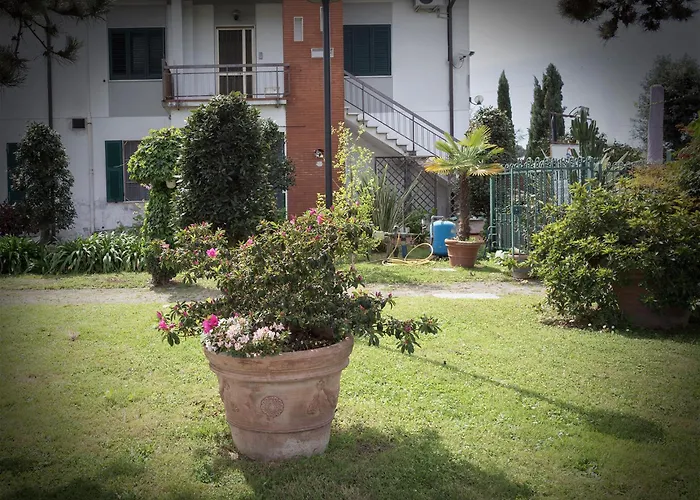 Casa Flo' Vakantiehuis Marina Di Carrara
